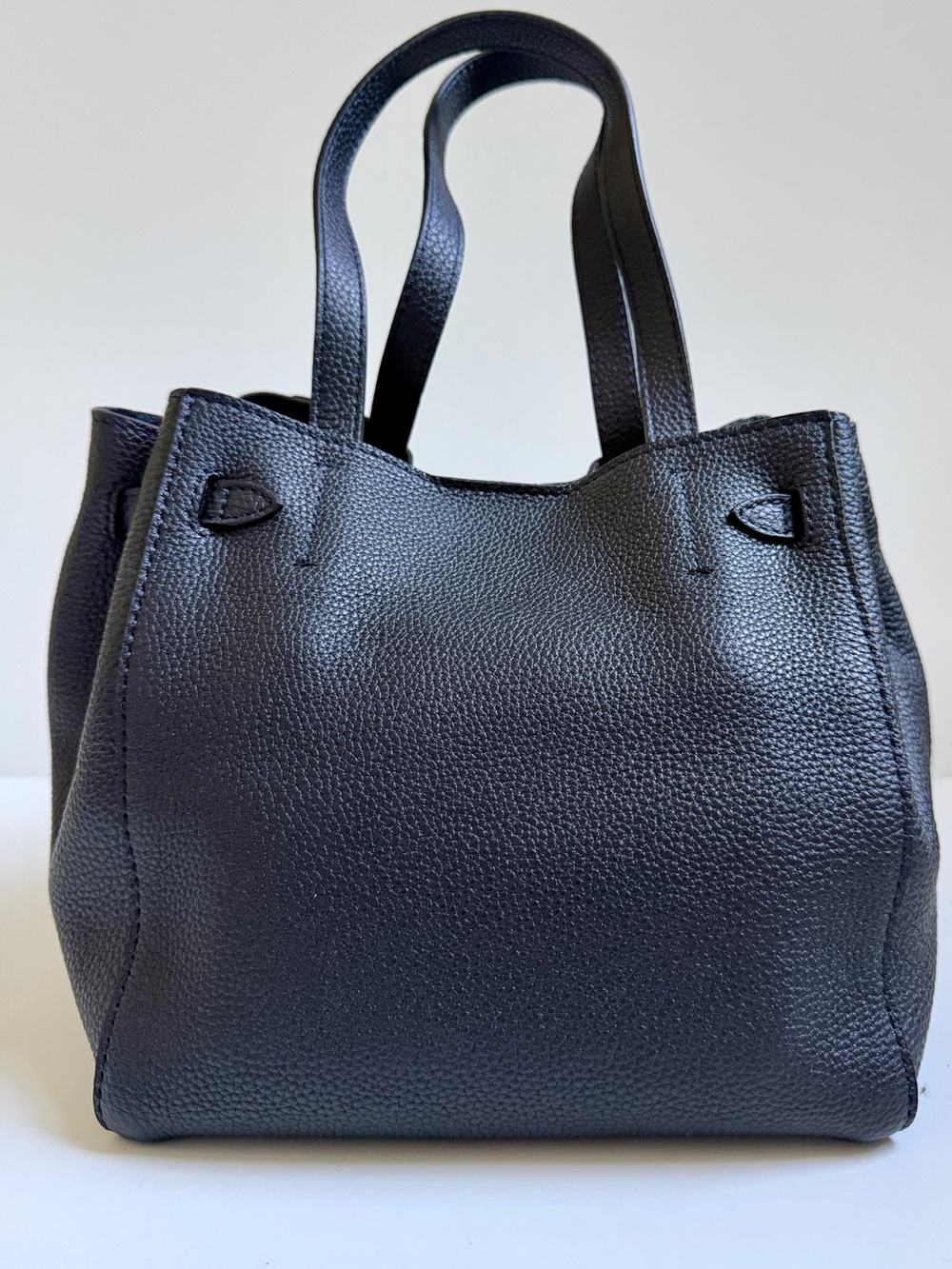 DIVLOS Spain Olivia Navy Blue Pebbled Butter Leather Convertible Crossbody Bag - Picture 6 of 13